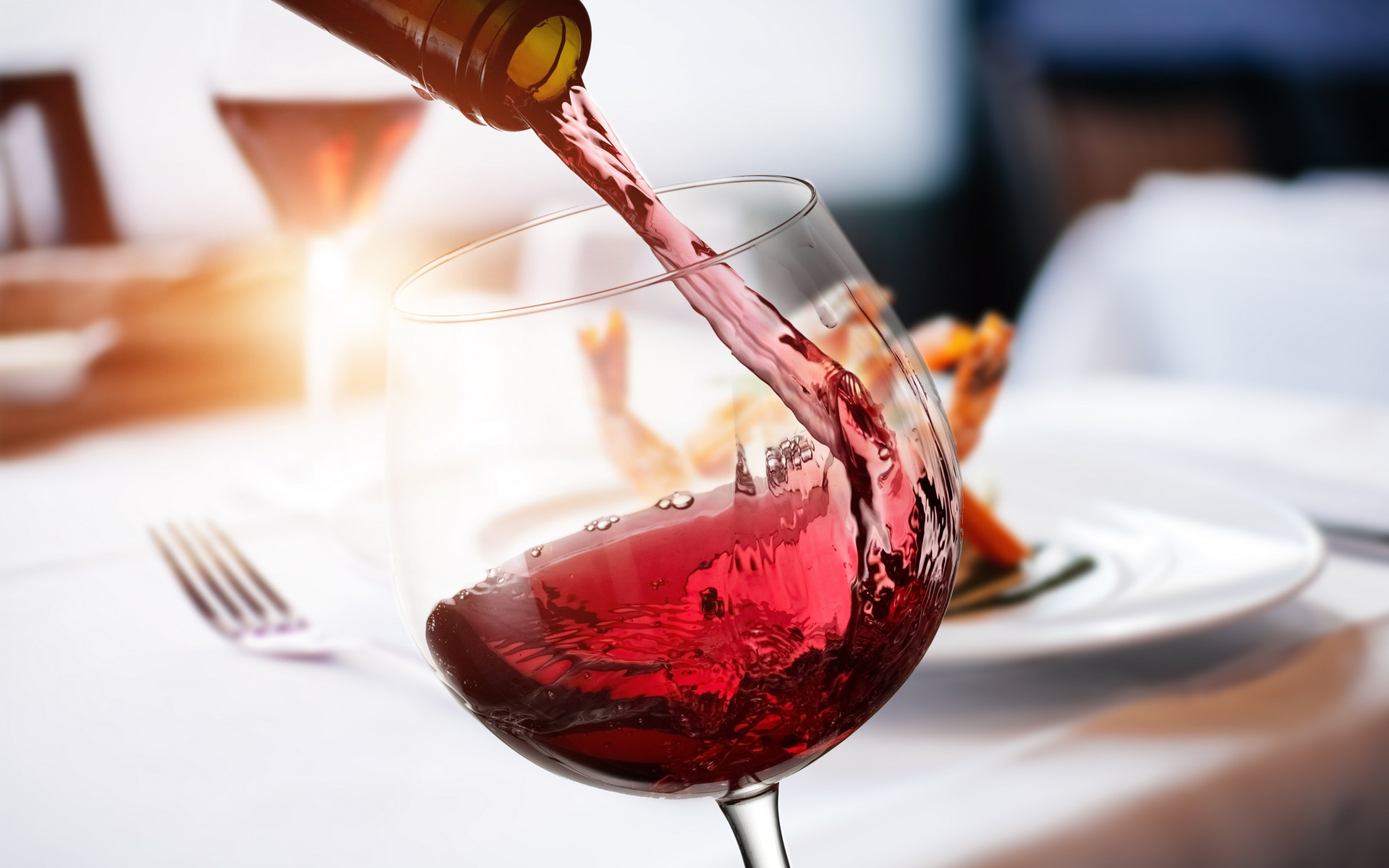 为什么只有葡萄酒成大众酒饮, 苹果酒梨酒就不行?